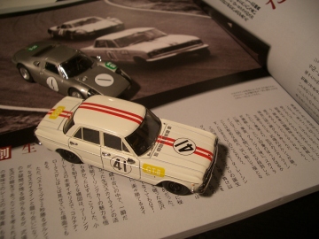 1964年第2回日本GPで名勝負を演じたポルシェ904とスカイラインGT